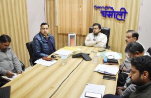 गड्ढा मुक्त सड़को को लेकर प्रशासन ने की बैठक