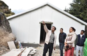 जोशीमठ:पुनर्वास कार्य मे तेजी, जिलाधिकारी ने किया स्थलीय निरीक्षण