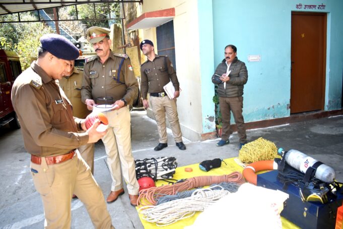 पुलिस अधीक्षक ने फायर सीजन को लेकर तैयारियों का लिया जायजा
