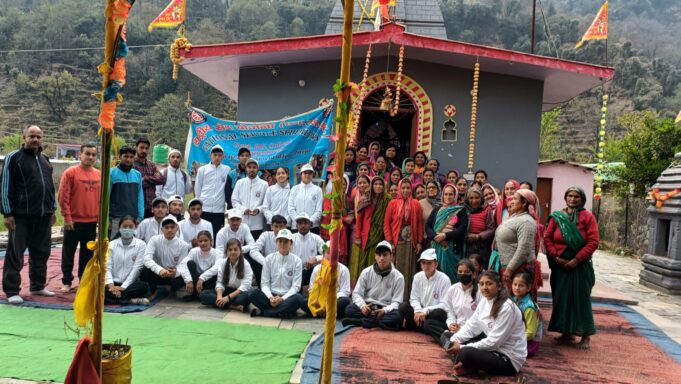 *मंडल गांव में एनएसएस ने चलाया स्वच्छता एवं नशा मुक्ति अभियान*