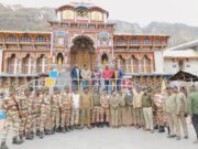 पुलिस महानिदेशक ने बद्रीनाथ धाम में शीतकालीन सुरक्षा ब्यवस्था का लिया जायजा