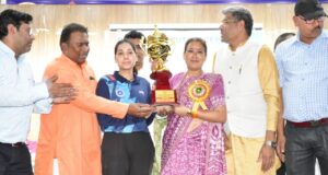 खेल सिखाता है जीवन जीने की कला-रेखा आर्या