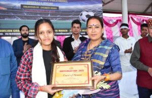 प्रथम नार्थ वैली फुटबॉल कप-2023 के समापन कार्यक्रम में पहुंची खेल मंत्री रेखा आर्या, खिलाड़ियों का बढ़ाया हौसला