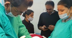 महिला के पेट से निकला 5किलो का ट्यूमर