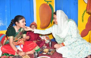 नैनीताल जिले की प्रभारी मंत्री रेखा आर्या ने रामनवमी पर किया कन्या पूजन,