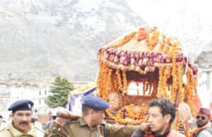 भगवान बद्रीनाथ के कल खुलेंगे कपाट सभी चल विग्रह डोलिया पहुंची बद्रीधाम