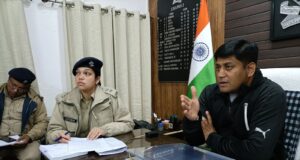 चारधाम यात्रा को सुगम और सुरक्षित बनाने के लिए चमोली पुलिस ने कसी कमर, पुलिस अधीक्षक ने दिए निर्देश