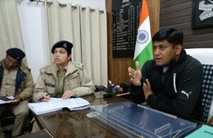 चारधाम यात्रा को सुगम और सुरक्षित बनाने के लिए चमोली पुलिस ने कसी कमर, पुलिस अधीक्षक ने दिए निर्देश