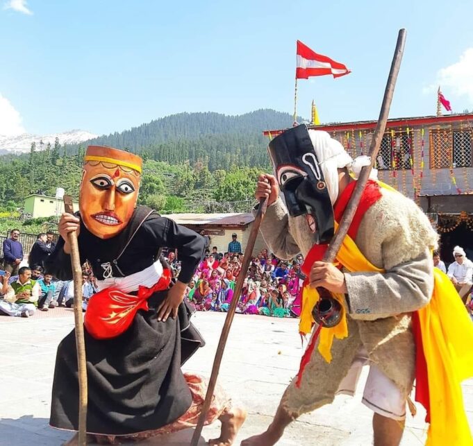 रम्माण!– 27 अप्रैल को होगा आयोजन, ढोल दंमाऊ की ताल पर मुखौटा शैली और भल्दा परम्परा की अनूठी लोकसंस्कृति.