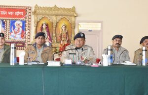 डीआईजी गढ़वाल ने लिया यात्रा ब्यवस्थाओ का जायजा दिए आवश्यक निर्देश