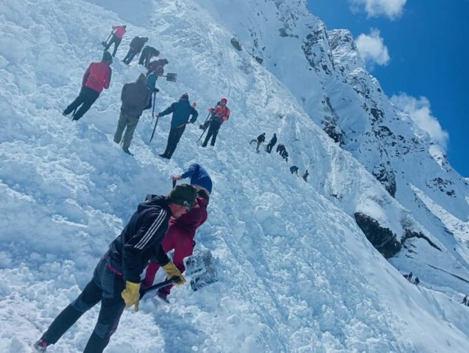 केदारनाथ धाम यात्रा को लेकर जिला अधिकारी ने दिए आवश्यक निर्देश