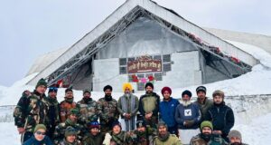 20मई को खुलेंगे हेमकुण्ड साहिब के कपाट, आस्था पथ पर बर्फ के बीच रोमांच से भरी रहेगी यात्रा