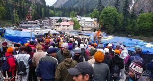 बारिस और बर्फवारी के चलते हेमकुण्ड साहिब यात्रा को घांघरिया में रोका गयाः एसपी चमोली