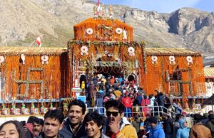 2लाख से अधिक श्रद्धालुओं ने किये बदरीविशाल के दर्शन