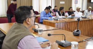 अपर जिलाधिकारी ने ली सड़क सुरक्षा की बैठक