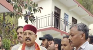 केदारनाथ यात्रा के लिए चमोली के घोड़े खच्चर संचालको को लाइसेंस मामले में प्रसाशन ने 7 मई तक का मांगा समय