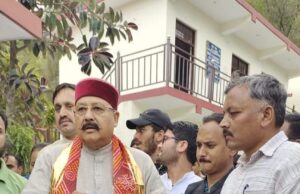 केदारनाथ यात्रा के लिए चमोली के घोड़े खच्चर संचालको को लाइसेंस मामले में प्रसाशन ने 7 मई तक का मांगा समय