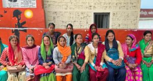 सड़क निर्माण से क्यारकी तोक खतरे में, जिलाधिकारी को दिया ज्ञापन