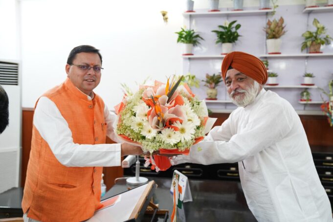 हेमकुंड यात्रा को लेकर अद्ययक्ष गुरुद्वारा कमेटी ने मुख्यमंत्री से की मुलाकात,