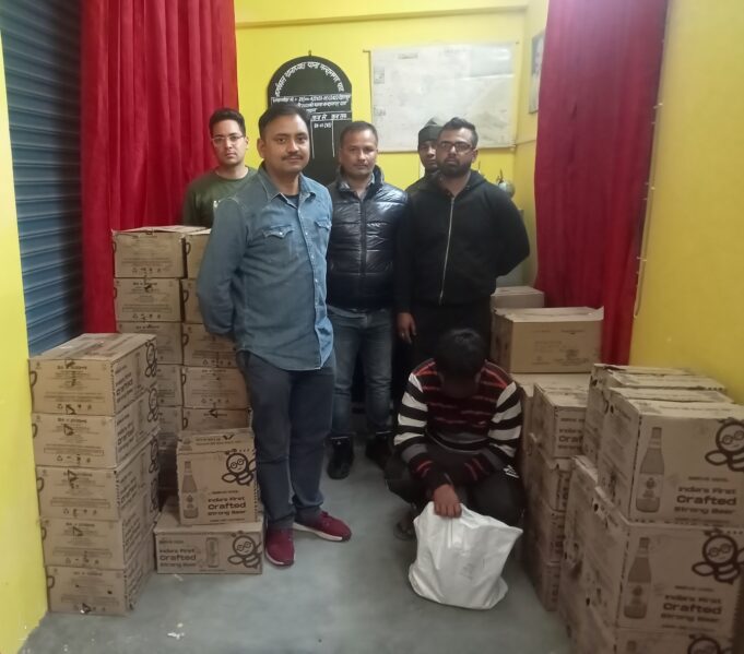 एसओजी ओर नन्दानगर पुलिस ने 50 पेटी अवैध शराब के साथ 1 व्यक्ति को किया गिरफ्तार