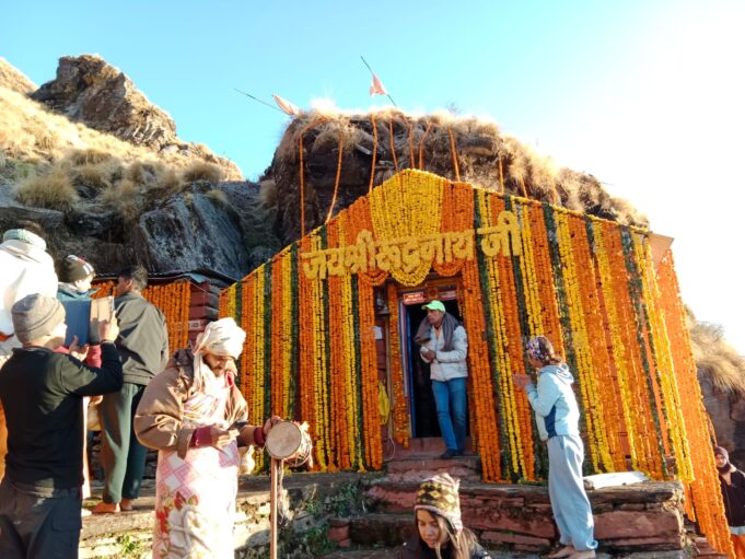 चतुर्थ केदार भगवान रुद्रनाथ मन्दिर के खुले कपाट