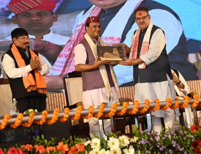 कृषि विभाग असम द्वारा आयोजित प्राकृतिक खेती सम्मेलन में पहुँचे कृषि मंत्री गणेश जोशी