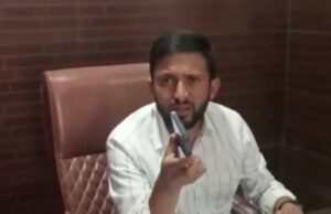 देवाल ब्लाक प्रमुख दर्शन दानु विकास खंड कार्यालय के कर्मचारी की नोकझोक ,प्रमुख के खिलाफ मुकदमा दर्ज