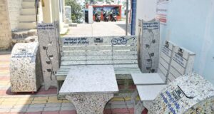 नगरपालिका जोशीमठ ने प्लास्टिक वेस्ट तैयार की समाग्री जिलाधिकरी ने की सराहना