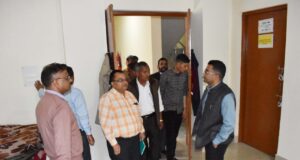 जिलानिर्वाचन अधिकारी ने किया ईवीएम वेयर हॉउस का मासिक निरिक्षण