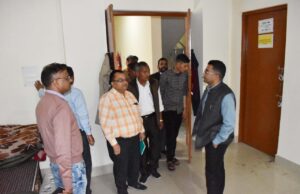 जिलानिर्वाचन अधिकारी ने किया ईवीएम वेयर हॉउस का मासिक निरिक्षण