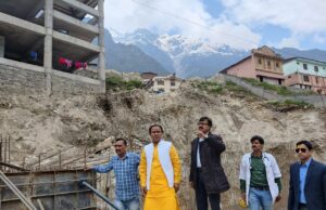 बदरीनाथ में एक वर्ष में तैयार होगा 50 बेडेड चिकित्सालयः डा. धन सिंह रावत।