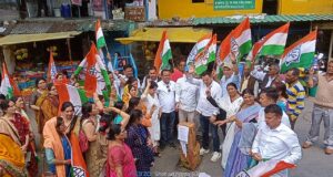 पूर्व मुख्यमंत्री त्रिवेंद्र रावत ने गोडसे को बताया देशभक्त कांग्रेस ने त्रिवेंद्र रावत का फूंका पुतला