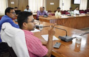 खनन प्रभावित क्षेत्रो के विकास कार्यो के तैयार करे प्रस्ताव :डीएम