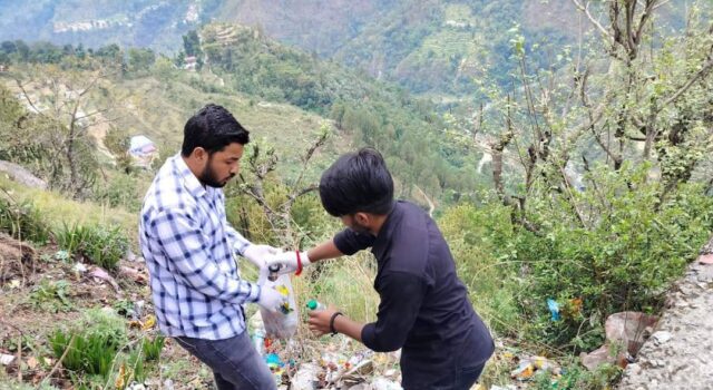 एबीवीपी ने विश्व पर्यावरण दिवस पर चलाया स्वच्छता अभियान