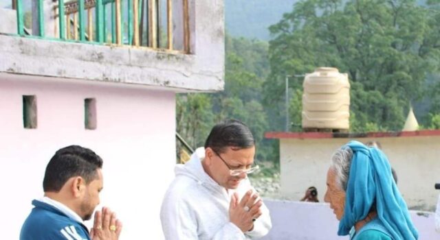हर जनपद पहुचकर समावेशी विकास की अवधारणा को पूरा कर रहे है सीएम