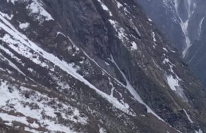 हेमकुंड साहिब यात्रा मार्ग पर टूटा ग्लेशियर, 4को निकाला सुरक्षित1 की खोजबीन जारी