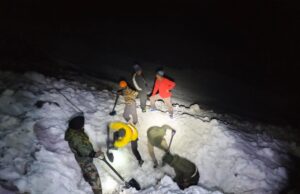 ग्लेशियर खिसकने से मलबे में लापता श्रद्धालु का शव हुवा बरामद