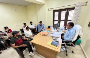 पार्षदों ने अद्ययक्ष पर लगाये मनमानी के आरोप, समस्या के समाधान न होने पर स्तीफा की दी चेतावनी