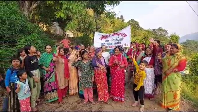 यहां ग्रामीणों ने क्यो कहा रोड नही तो वोट नही,