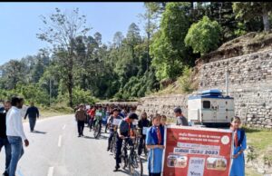 केन्द्रीय विद्यालय ग्वालदम के छात्रों ने जी 20 के अंतर्गत की प्रभात फेरी और साईकिल रैली