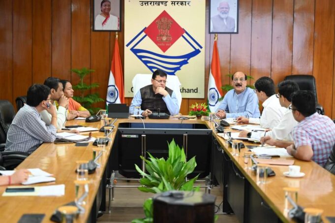 उतराखण्ड@25 के लक्ष्यों को लेकर मुख्यमंत्री ने विभिन्न विभागों के साथ की समीक्षा