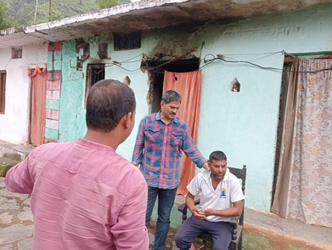 हादसे में अपनों को खोने वाले परिवारों के रहूँगा साथ: राजेन्द्र भण्डारी