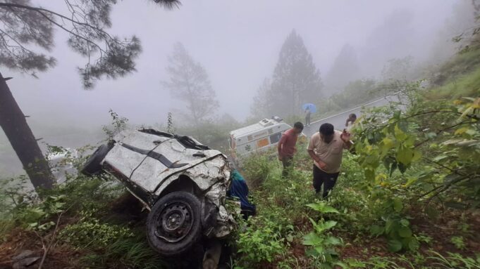 वाहन दुर्घटना में 2 लोगो की मौके पर हुई मौत