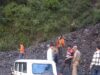 बद्रीनाथ राष्ट्रीय राजमार्ग इन जगहों पर बन्द, वाहन आया मलबे की चपेट में, सवार सुरक्षित