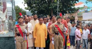 प्रभारी मंत्री डॉ धनसिंह रावत ने पौध रोपण कर किया हरेला पर्व का शुभारंभ