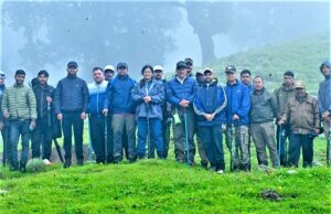 घेस-बगजी बुग्याल ट्रैक पर मूलभूत सुविधाओं को किया जाय विकसितः जिलाधिकारी