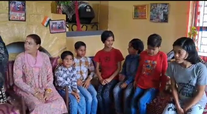 महिला सशक्तिकरण एवं बाल विकास मंत्री रेखा आर्या ने सेव आवर सोल (एसओएस) चिल्ड्रेन्स विलेज पहुंचकर किया निरीक्षण, बच्चों के साथ किया संवाद