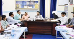 जिलाधिकारी ने चिकित्सा प्रबंधन समिति की ली बैठक