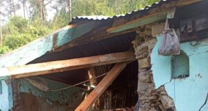 यहां गिरा मकान 2मासूमो की मौत