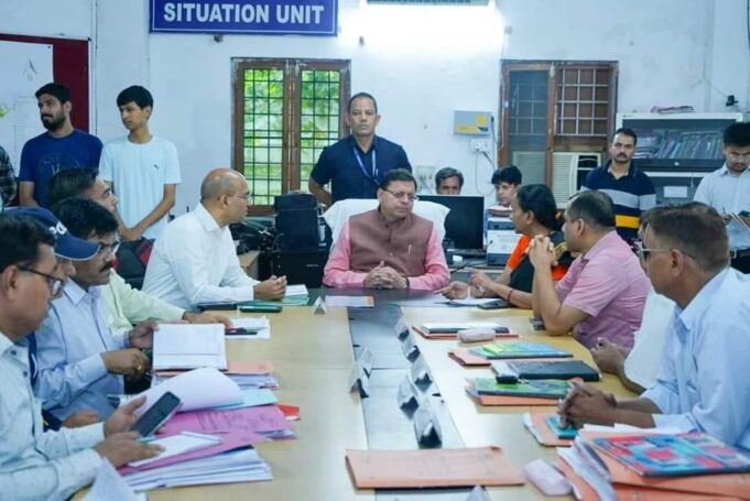 गौरीकुंड हादसे को लेकर मुख्यमंत्री ने अधिकारियों से ली आवश्यक जानकारी,19 लापता में 3 शव हुए बरामद